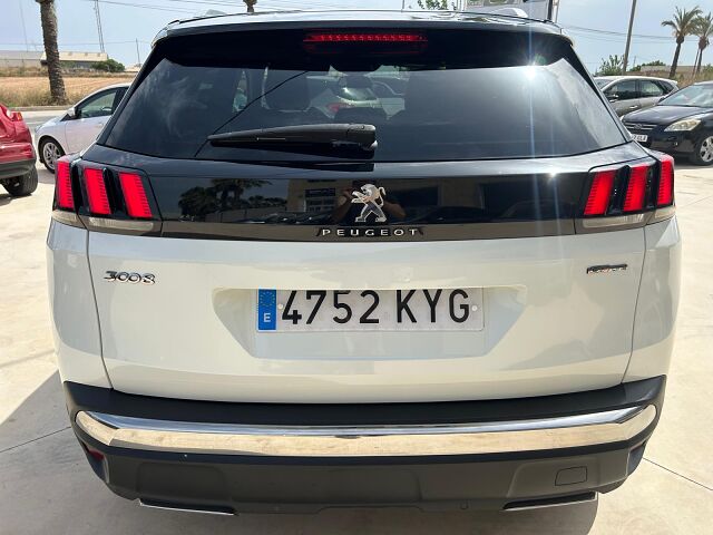 PEUGEOT 3008 GT LINE 1.2 E-THP AUTO SPANISH LHD IN SPAIN 41000 MILES SUPER 2019